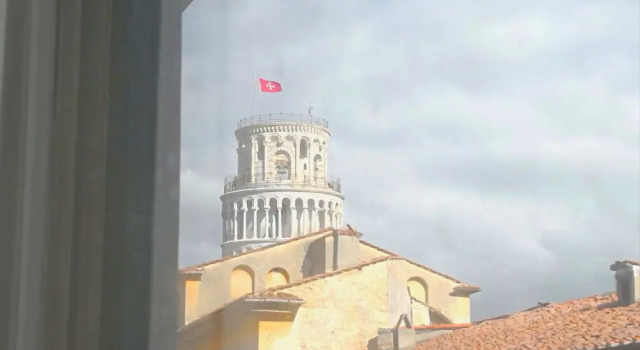 Standard Zimmer Window To The Tower