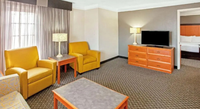 Люкс La Quinta Inn by Wyndham Wichita Falls Event Center North