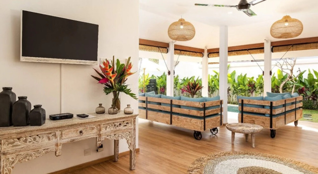 Villa Umara Seminyak Sun, Sand & Style: 5-min Walk to Beach!, Rezervovat Vila Chaty v Bali, Chalupa