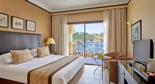 Двухместный номер Superior с видом на бассейн JAZ Lamaya Resort