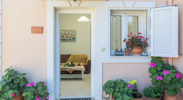 Phevos Seaview Apartment