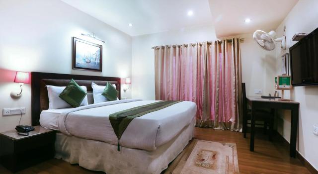 Люкс Luxury Hotel Fairway