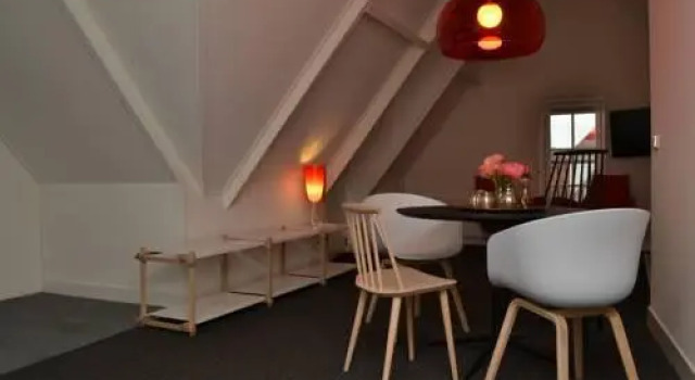 Markt Domburg, Book Apartment Domburg 