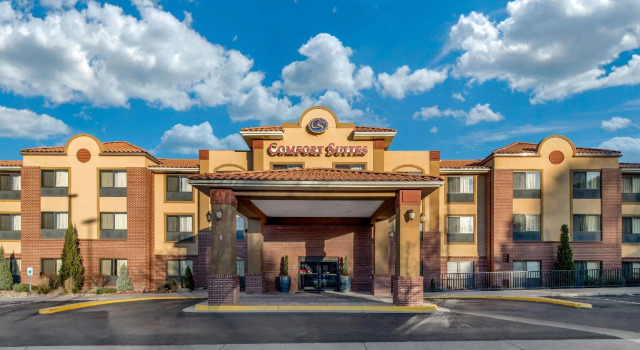 Номер Standard Comfort Suites Lakewood - Denver