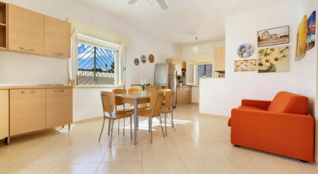 Villetta Martina by BarbarHouse, Buchen Sie Hotel Hotels in Porto Cesareo mit Parkplatz, Parkplätze