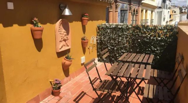 Апартаменты The Bell Ringer House