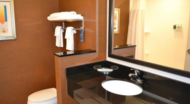 Четырёхместный номер Standard Wavecrest Lodge