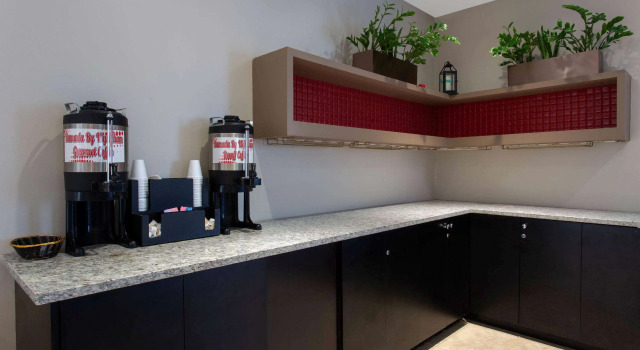 Ramada by Wyndham Glendale Heights/Lombard