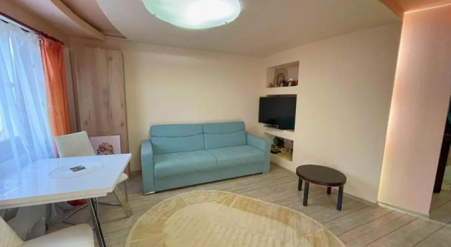Ultracentral Lozonschi 2 rooms apartment