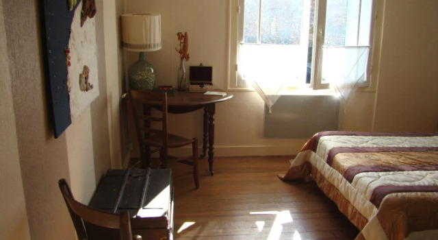 Chambres de L'Abreuvoir, Забронировать Отель Отели в центре Коньяка, в центре, Парковка, Завтраки, Завтраки