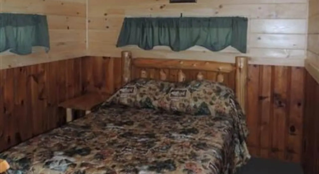 Lake George Diamond Cove Cottages, Cabins, & Hotel, Buchen Sie Hotel Lake George 