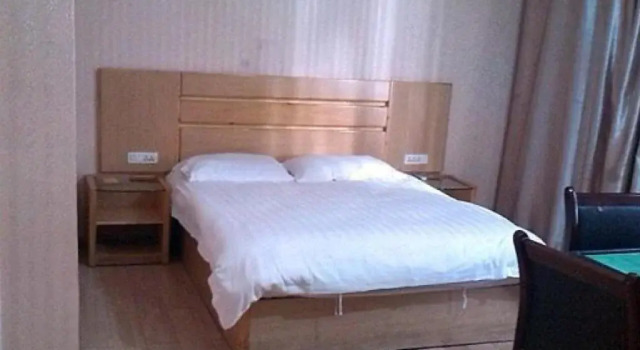 Pingxiang Hongying Inn, Boek Hotel Hotels in Pingxiang met parkeren, Parkeren