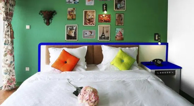 Люкс Grand Popeye Holiday Inn