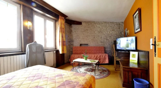 Hotel la Vieille Auberge, Boek Hostel Hotels in Franche-Comte met ontbijt, Ontbijt