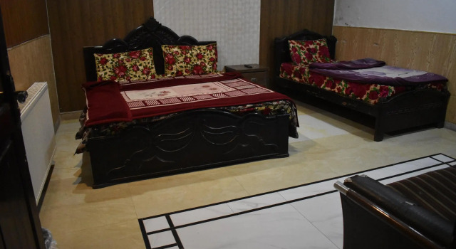 Hotel Ballagio Murree, Book Hotel Hotels in Murree with a Pool, Swimming Pool