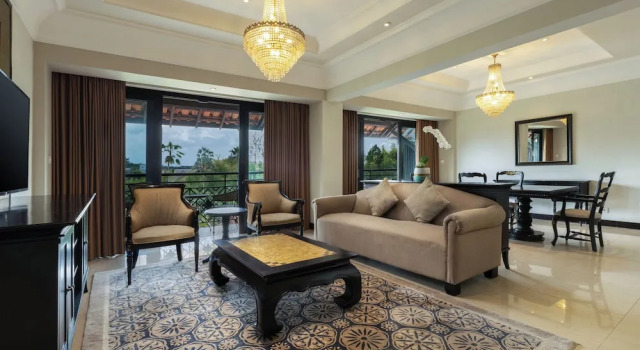 Двухместный номер Executive с балконом и с видом на горы Mustika Yogyakarta Resort and Spa