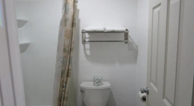 Четырёхместный номер Standard Northwoods Motel