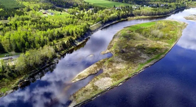 Love Hotels St John River by OYO at Fort Kent ME, Забронировать Курортный отель  