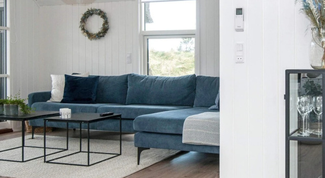 Alluring Holiday Home in Henne With Terrace, Book Hotel 3-stjernede hoteller i Henne, 3*