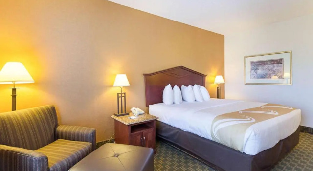 Standard Zimmer Keller Quality Inn