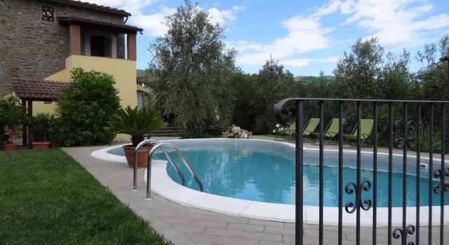 Коттедж Villa in Vinci with Private Pool & Vineyard Views