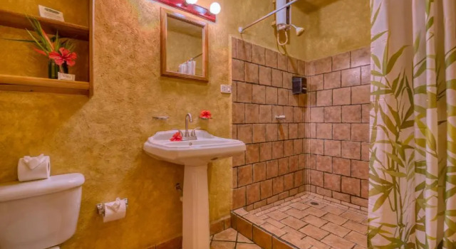 Четырёхместный номер Standard El Sano Banano Beachside Hotel