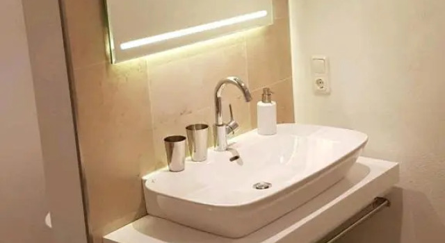 Stilvolles Apartment "Romantic", Varaa Huoneisto Hotellit Baijeri pysäköinnillä, Pysäköinti