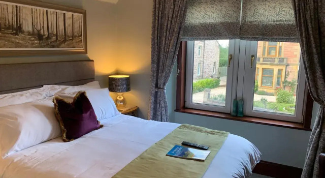 Advie Lodge, Забронировать Отель Отели Инвернесс с парковкой, рядом с Inverness Visit Scotland Information Centre, Парковка