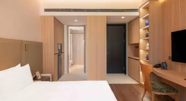 Номер Classic InterContinental Shanghai Jing An by IHG