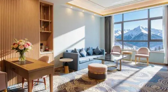 Люкс Futianhai Holiday Light Luxury Hotel