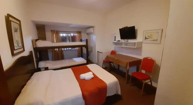 Hotel Gaviota, Book Hotel Montevideo Montevideo