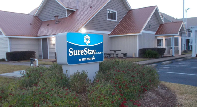 SureStay Studio by Best Western Pensacola, Забронировать Отель Ферри-Пасс США