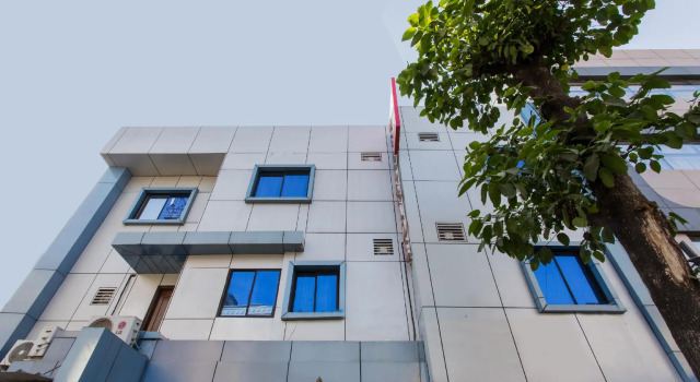 OYO 2533 Hotel Pride, Забронировать Отель Отели штата Махараштры 3 звезды, 3*
