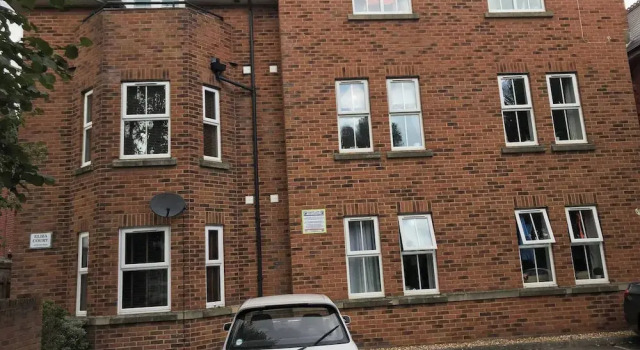 Ground Floor Flat Near Beach