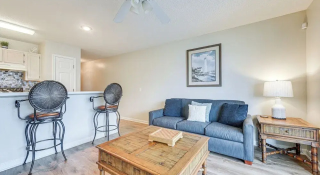 Walk to Beach: North Myrtle Beach Condo w/ Sunroom