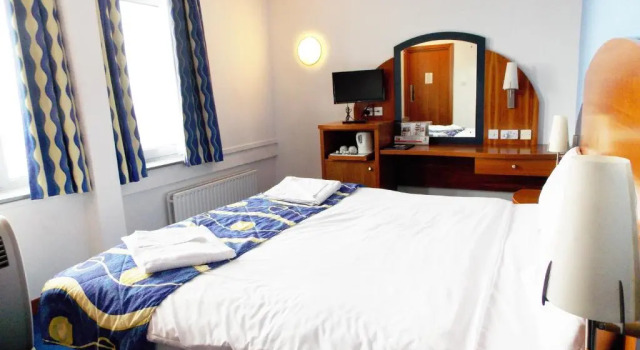 Люкс London - Wembley International Hotel