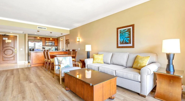 K B M Resorts- Hkk-510 Tropical 1bdrm, Private Balcony, Partial Ocean Views, Alfresco Dining!
