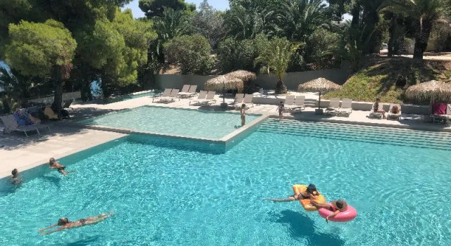 Номер Standard King Saron Hotel Resort