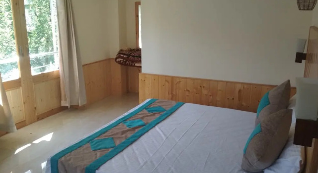 Purnima guest house Manali, Забронировать Гостевой дом Отели Манали с бассейном, Бассейн