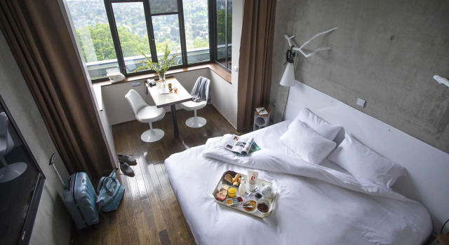L'Ermitage Hôtel Cuisine-À-Manger, Boek Hotel Hotels in Rhone-Alpen met zwembad, Zwembad