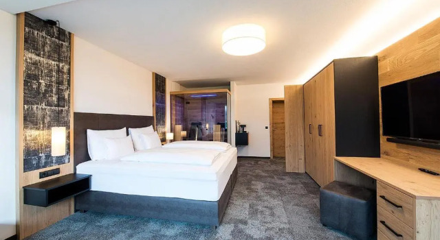 Двухместный номер Standard с балконом Arthurs Hotel und Apartments am Achensee