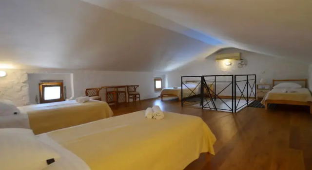 Вилла Majestic Rustical Kanfanar Villa With Pool