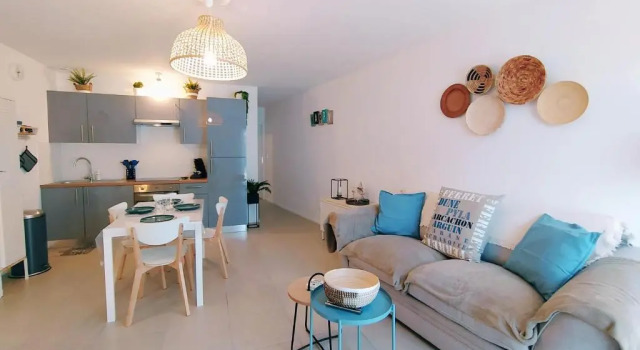 Апартаменты La Casita du Puntet en cœur de ville, Parking