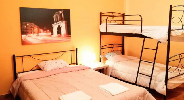 Acropolis museum family apartment