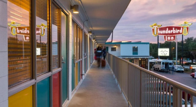 Thunderbird Inn