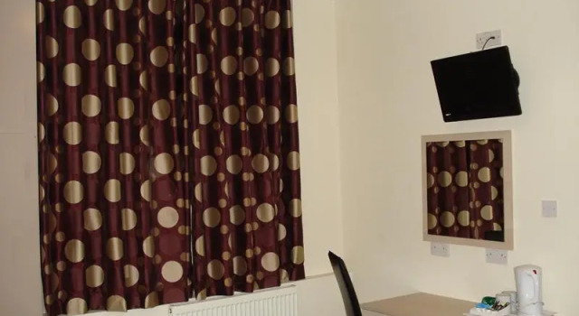 Номер Superior London Kings Hotel