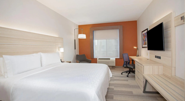 Двухместный номер Standard Holiday Inn Express & Suites Phoenix Glendale Dist by IHG