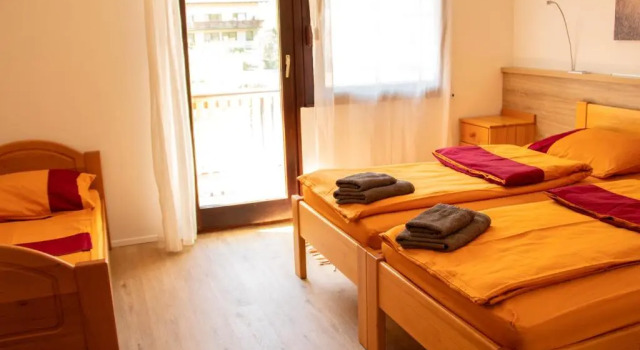 Апартаменты с 3 комнатами Apartments Bobi