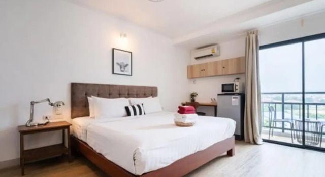 Номер Superior с 2 комнатами с балконом и с видом на город The Corner Lodge