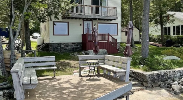 Коттедж Jordan Bay Getaway Limit 8 3 Bedroom Home by RedAwning
